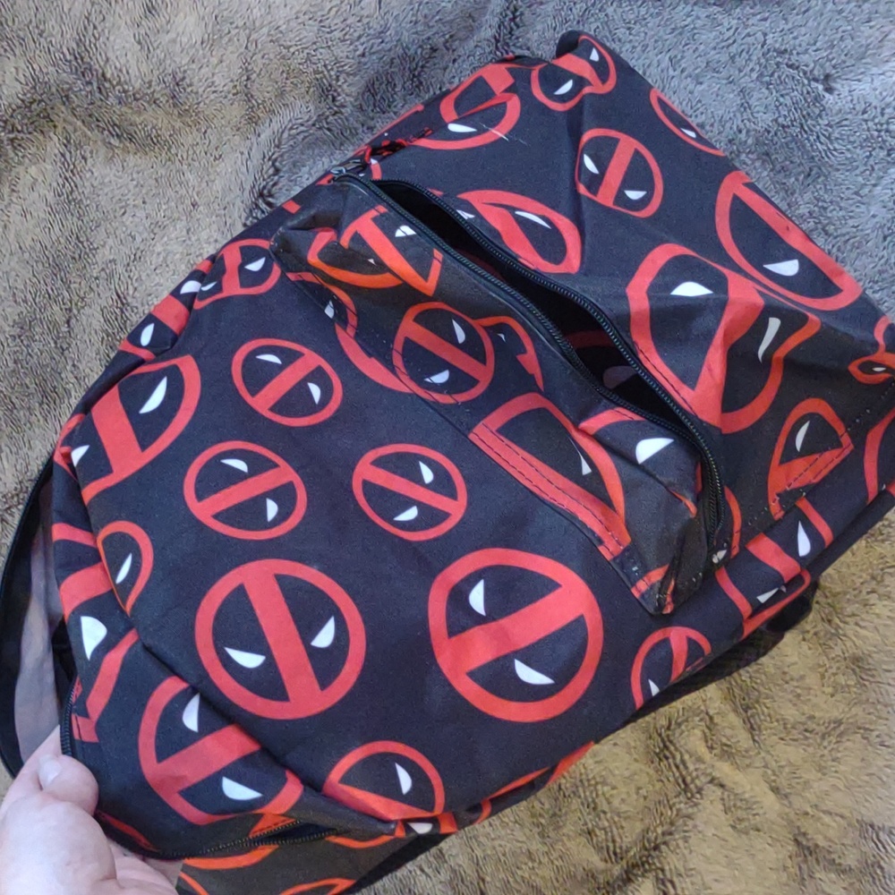 🤑 3/$20 Deadpool Backpack - Picture 6 of 10